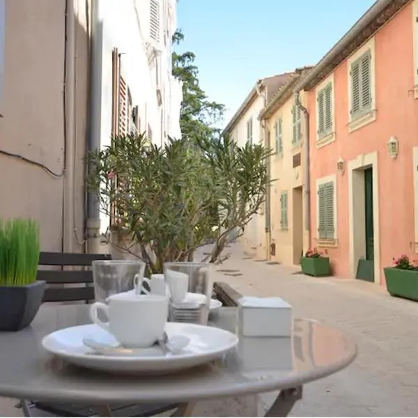 Appartement 3 Studios centre ville Saint Tropez avec parking, hotel v Saint-Tropez