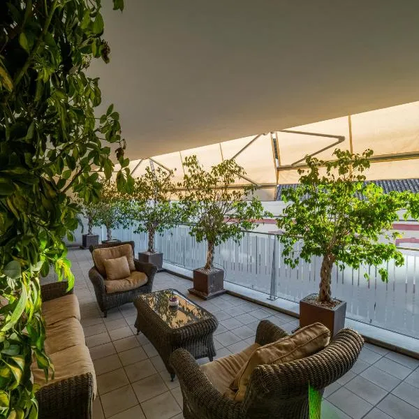 Apto Valdespino Gran Terraza fjhomefj, hotel v destinaci Jerez de la Frontera