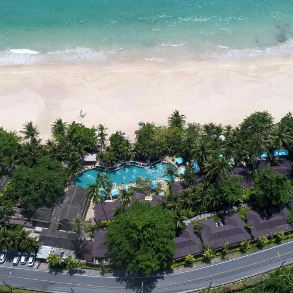 Andaman White Beach Resort - SHA Plus、ナイトンビーチのホテル