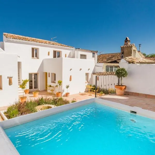 Romantic Ronda garden cottage, hôtel à Cartajima