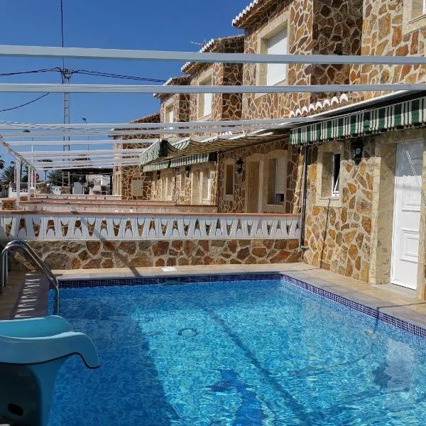Residencia Thomas, hotel v destinaci Els Poblets
