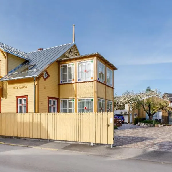 Villa Rosalie, hotel in Pärnu