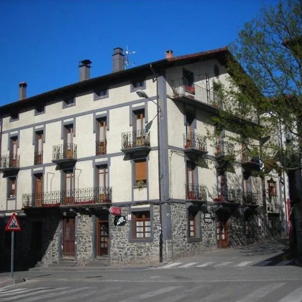 Apartamento rural Casa Arritxenea, hotel in Berástegui