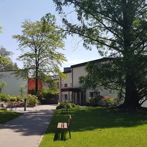 Le Domaine (Swiss Lodge): Fribourg şehrinde bir otel