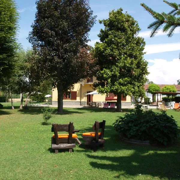 Cascina la Barona, hotel v destinaci Savigliano