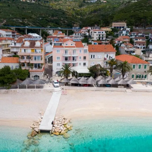 Villa Sunce, hotel v Podgore
