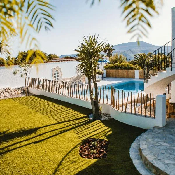 Villa Boho Ibiza Style, hotel en Jávea