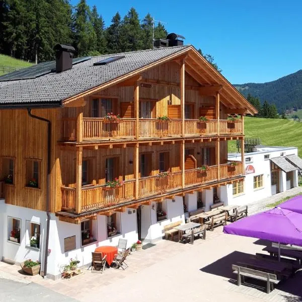 Agriturismo Soleseid, hotel v destinaci San Vigilio di Marebbe