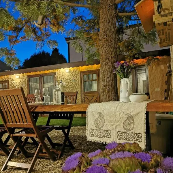 ZEVKLİLER ALAÇATI hotel, hotel in Alaçatı