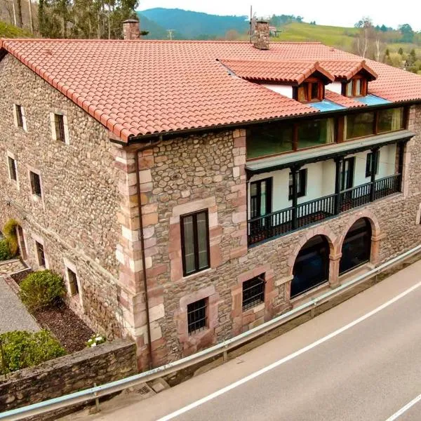 Apartamentos Santa Lucia, hôtel à Cabezón de la Sal