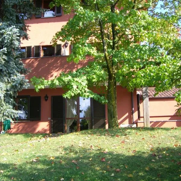 Relais Cà Nova Guest House, готель у місті Bogogno