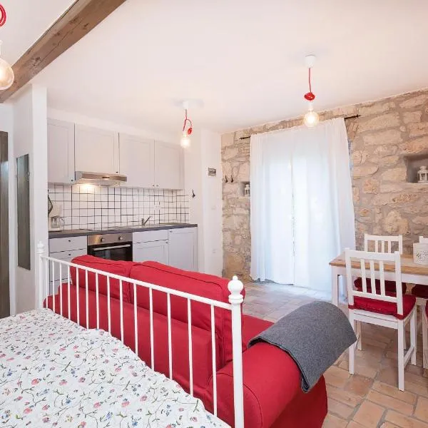 Old town studio and apartment, hotel v destinaci Vrsar