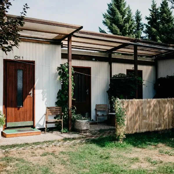 Camp Alpa, hotel in Ostrovačice