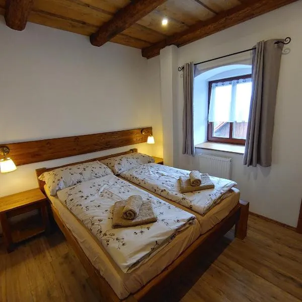 U Mikešů, hotel in Vyšší Brod