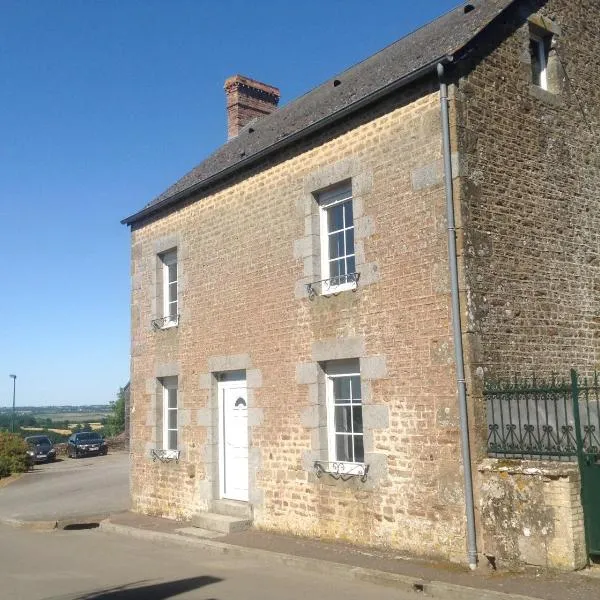 Gite Auvraysien 10p, hotel v destinaci La Forêt-Auvray