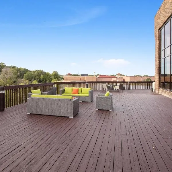 Holiday Inn Chicago Nw Crystal Lk Conv Ctr by IHG, ξενοδοχείο σε Crystal Lake