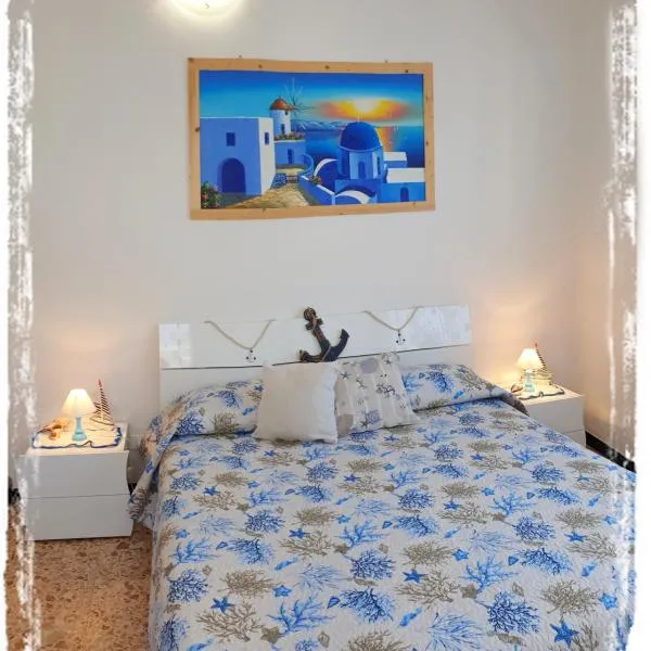 Casa Vacanza Marina, in pieno centro a pochi passi dal mare e con aria condizionata!, hotel in Diano Marina