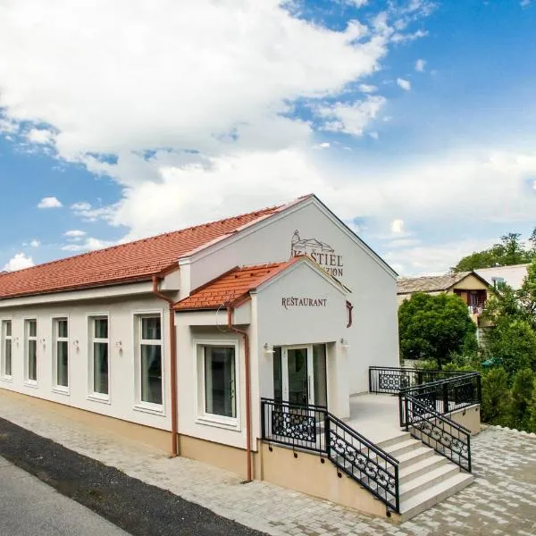 Kaštieľ Penzion, hotel en Rimavská Sobota