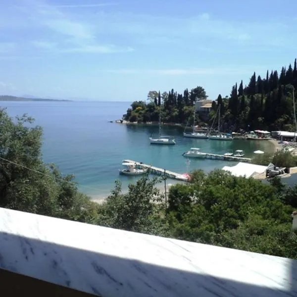 Nikolas sea view studios Agnibay, hotel di Kéntroma