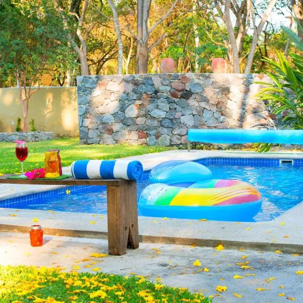 Htl & Villas Comala, alberca , parking, céntricas, Petfriendly, hotel in Comala