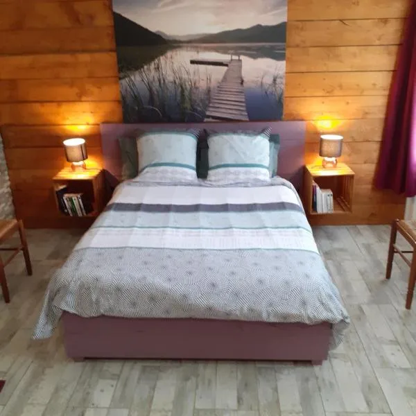 Gite de Haute Saintonge à Crazannes, hotel v destinácii Crazannes