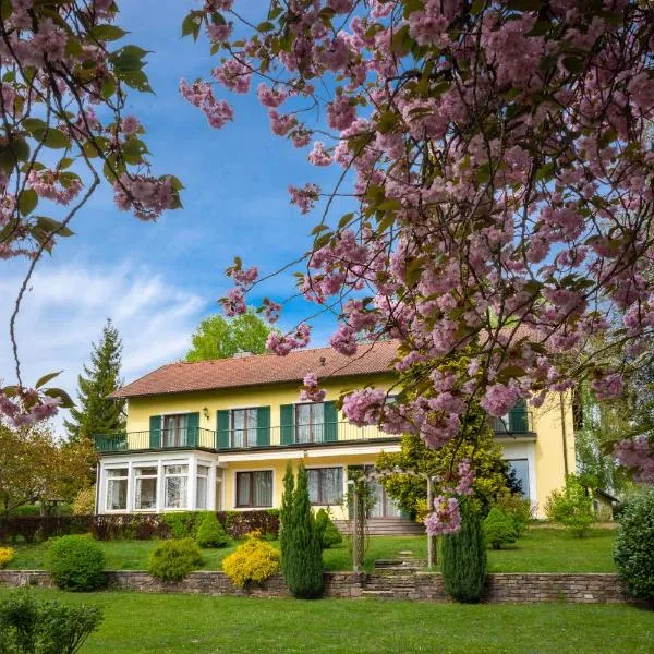 Landhaus zu Kürenberg, hotel a Bergham