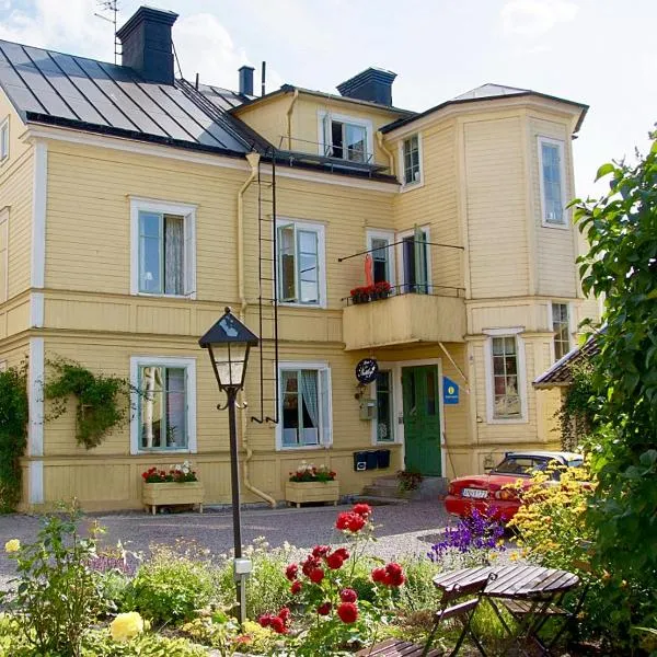 27ans Nattlogi, hotel em Vadstena