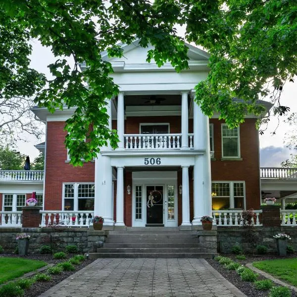 The Nordic Pineapple Bed and Breakfast, hotel in Saint Johns