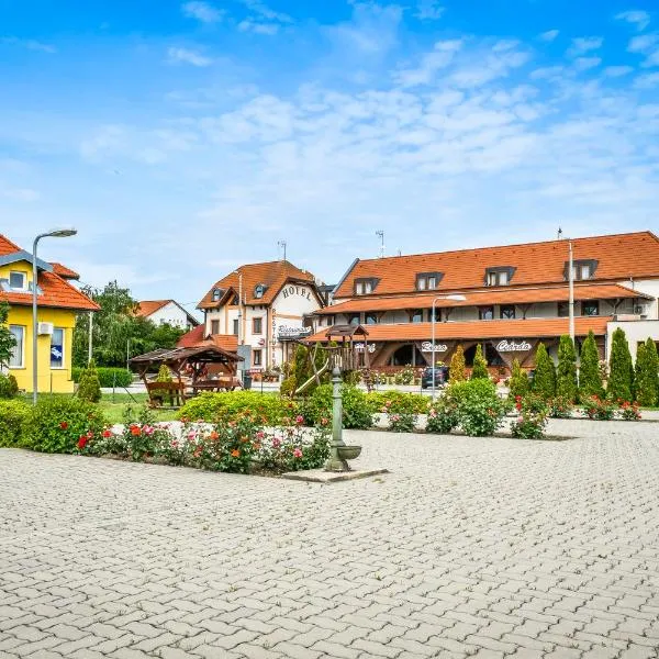 Hotel Rózsa Csárda, hotelli kohteessa Hegyeshalom