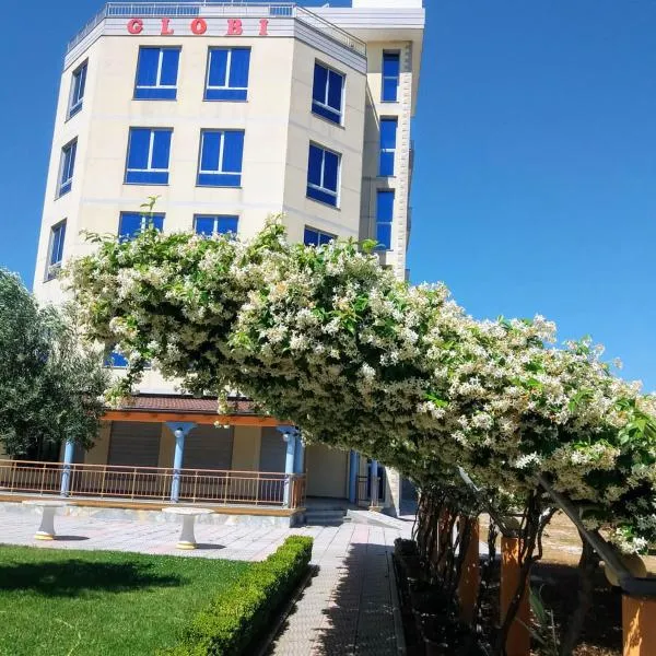 Hotel Restaurant Globi, khách sạn ở Velipojë