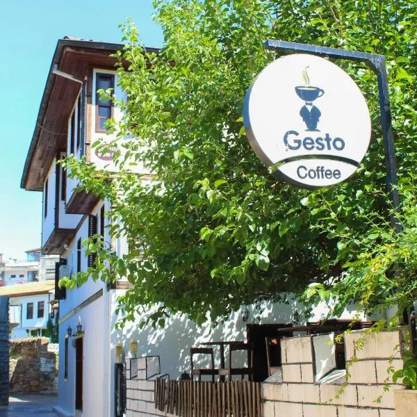 White City Pension, hotel in Antalya