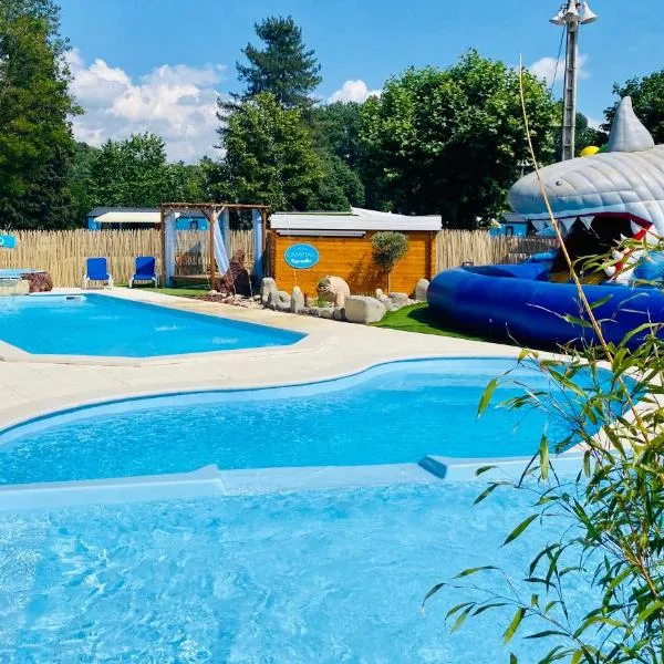 CAMPING PARADIS FAMILY des ISSOUX, hotel in Genestelle