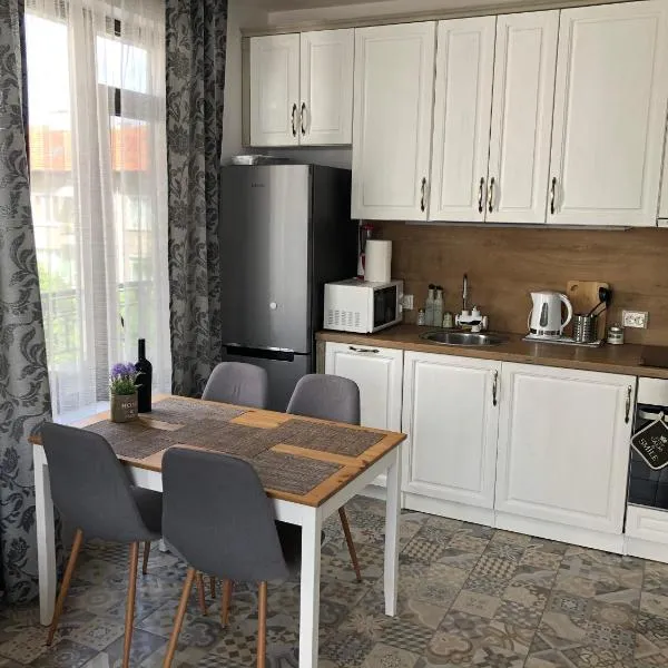 Sunny Shore Burgas Apartment, ξενοδοχείο στο Μπουργκάς