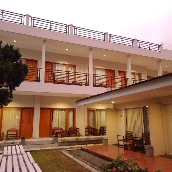 Hotel Pondok Asri Tawangmangu, hotel v destinaci Tawangmangu