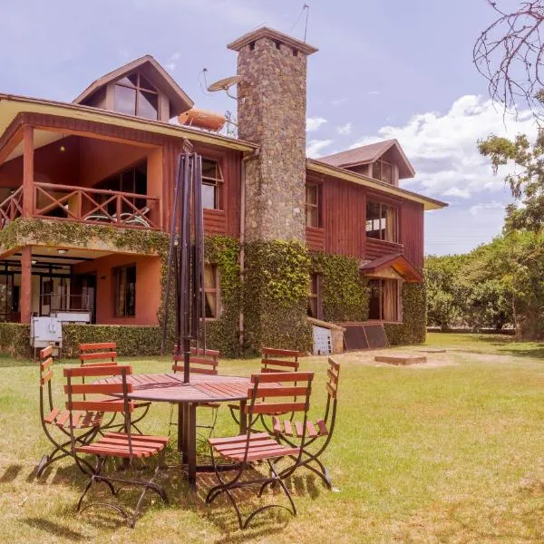Ol-Kine Cottage at The Great Rift Valley Lodge & Golf Resort Naivasha, hotel in Naivasha