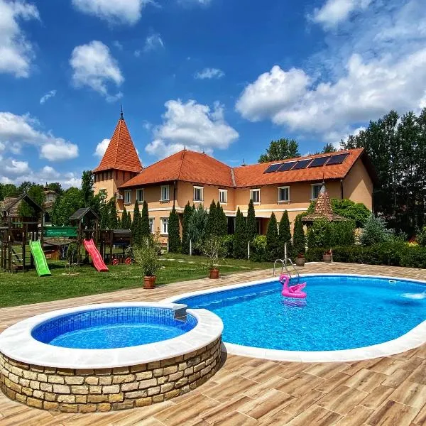 Villa Larus, hotel em Palić