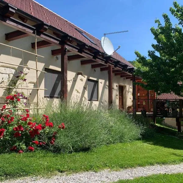 Holiday Home Luka 10, hotel in Kalnik