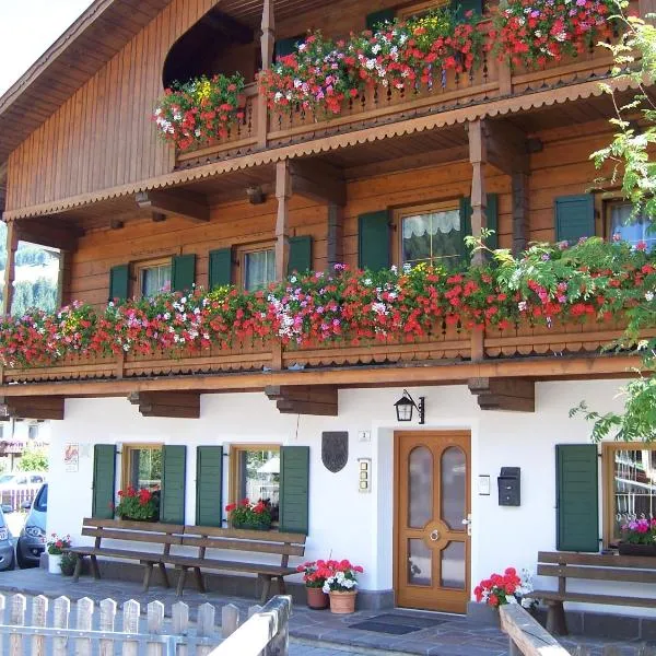 Obersanterhof – hotel w mieście Sesto
