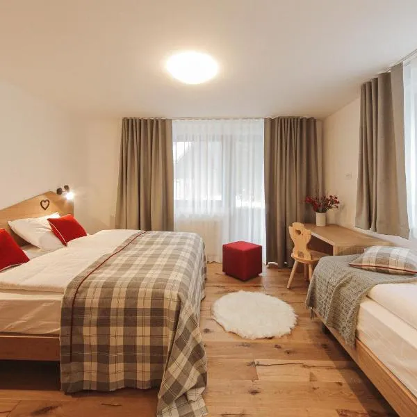 Apartments and Rooms Kaja, hotel in Kranjska Gora