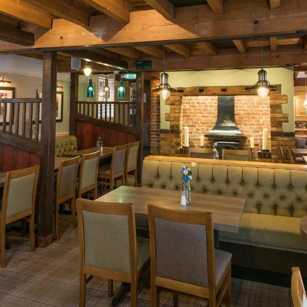 The Barns Hotel, hotel in Brewood