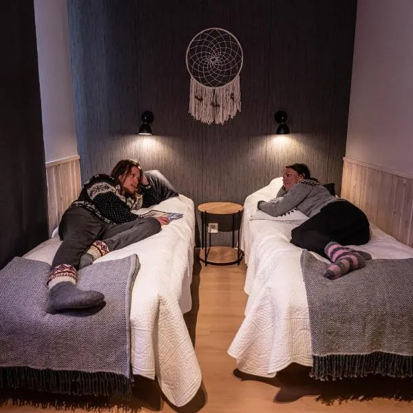 Isokenkäisten Klubi - Wilderness Lodge, hotel v destinaci Kiviperä