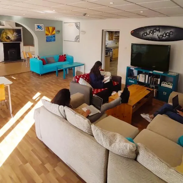 Rougey Lodge Hostel, hotel v destinaci Bundoran