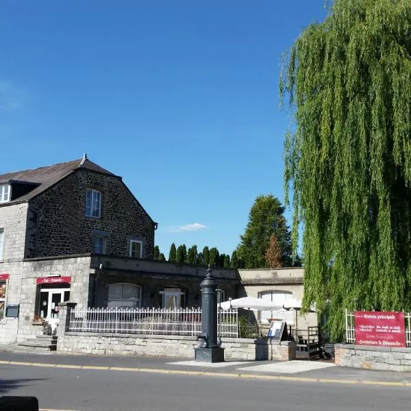 HOTEL L'AMERIVIERE***, hotel in Vireux-Molhain