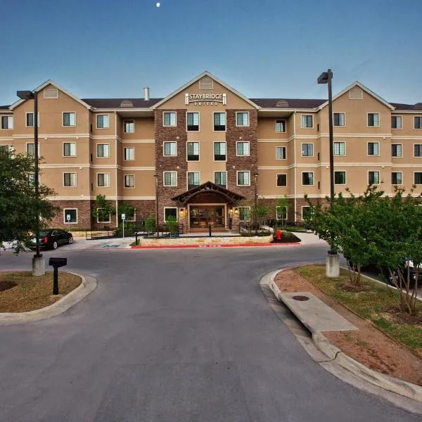 Staybridge Suites Austin South Interstate Hwy 35, an IHG Hotel, hotel in Manchaca