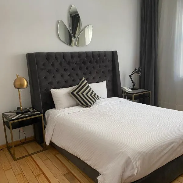 Suites Alcazar, ξενοδοχείο στην Πόλη του Μεξικού