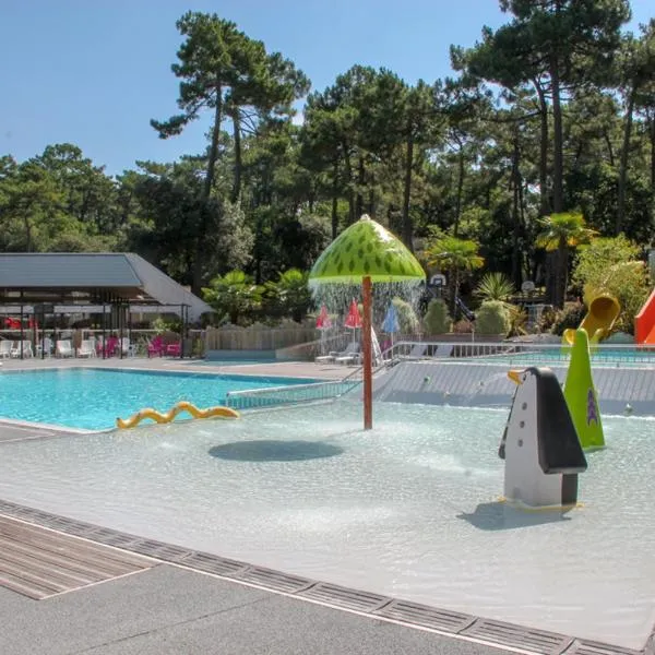 Océan Vacances - Camping Paradis, hotel em Saint-Georges-de-Didonne