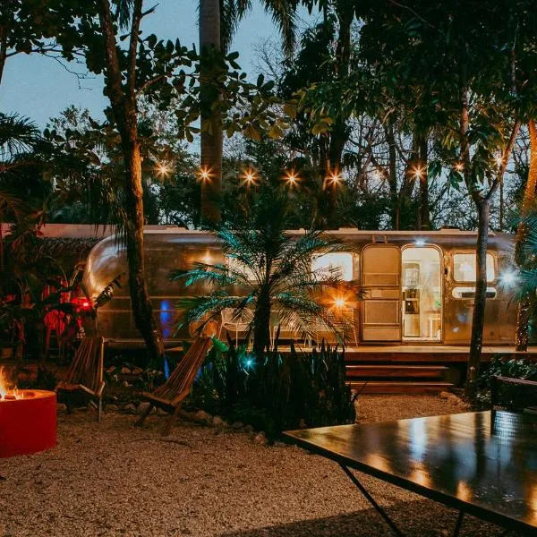 Airstream by the Sea, hotel v destinaci Nosara