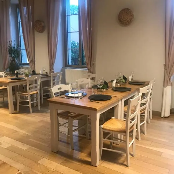 Auberge de la fontaine aux loups, hotel v destinaci Saint-Sulpice-le-Dunois