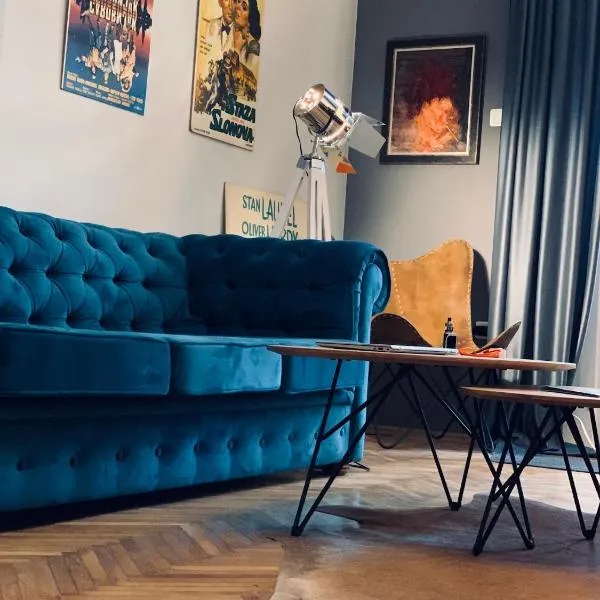 Hostel Sova, hotel v destinaci Novi Sad