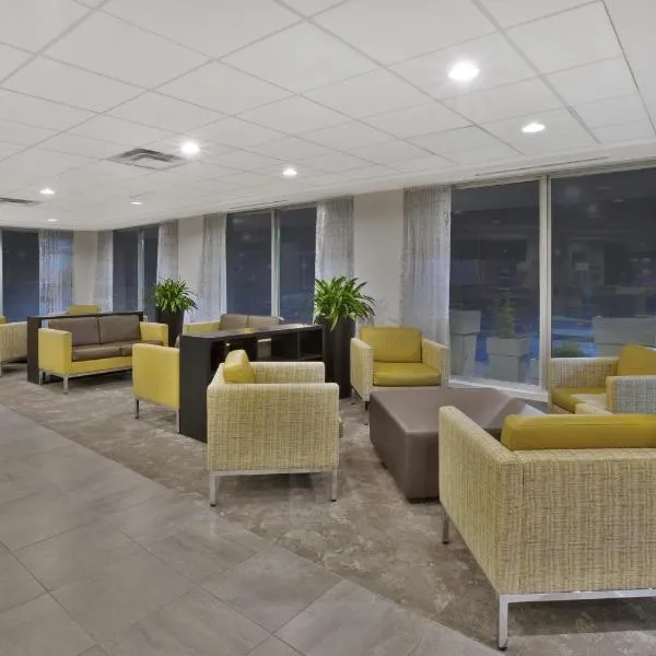 Holiday Inn Columbus Dwtn-Capitol Square by IHG, hotel en Columbus